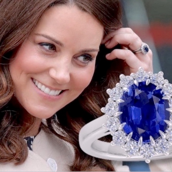 Princess Diana Inspired Blue Oval Sapphire &‎ Crystal Costume Jewelry Ring 8 - Picture 5 of 11